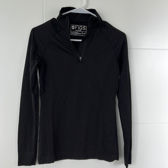 Figs Salta Seamless 1/4 Zip in XS - Picture 1 of 6